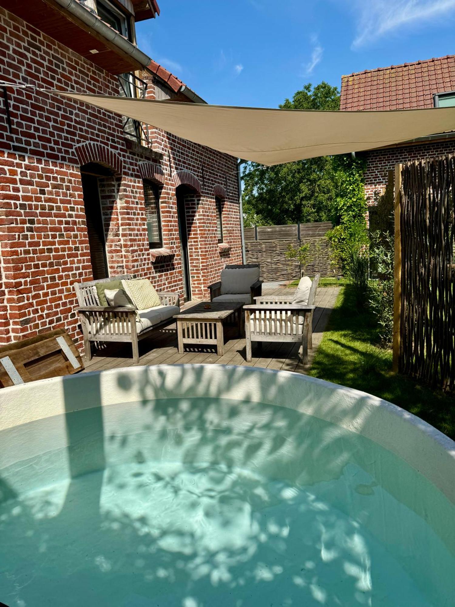 Fermette Cosy, Bain Nordique & Baby Foot Fromelles