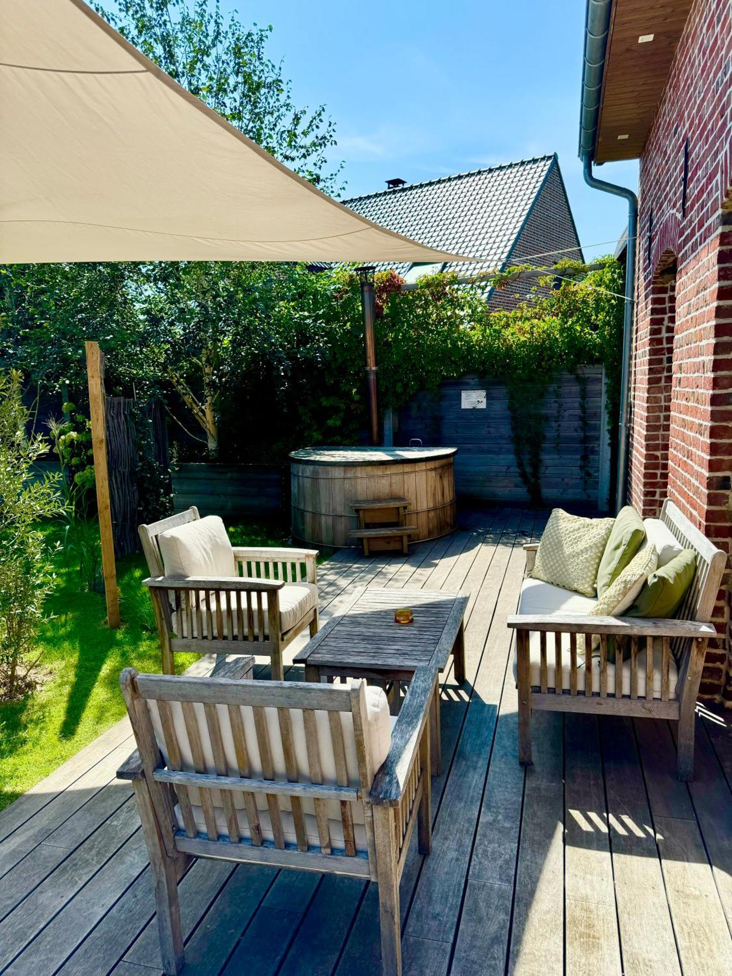 Fermette Cosy, Bain Nordique & Baby Foot Apartment *